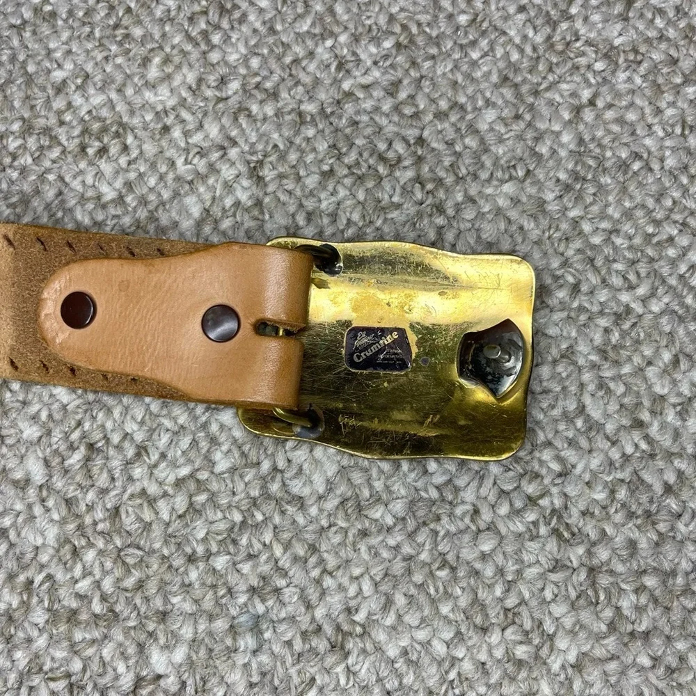 Cowboy belt buckle and leather belt